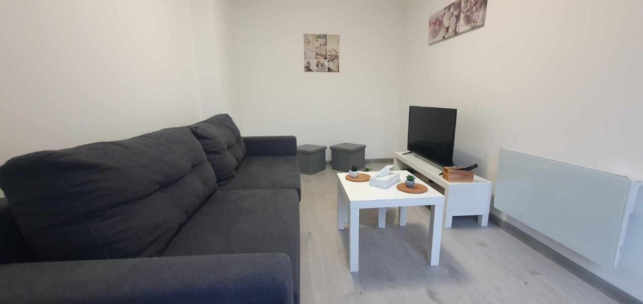 Maison A 500 M Du Lac Ardres Kültér fotó